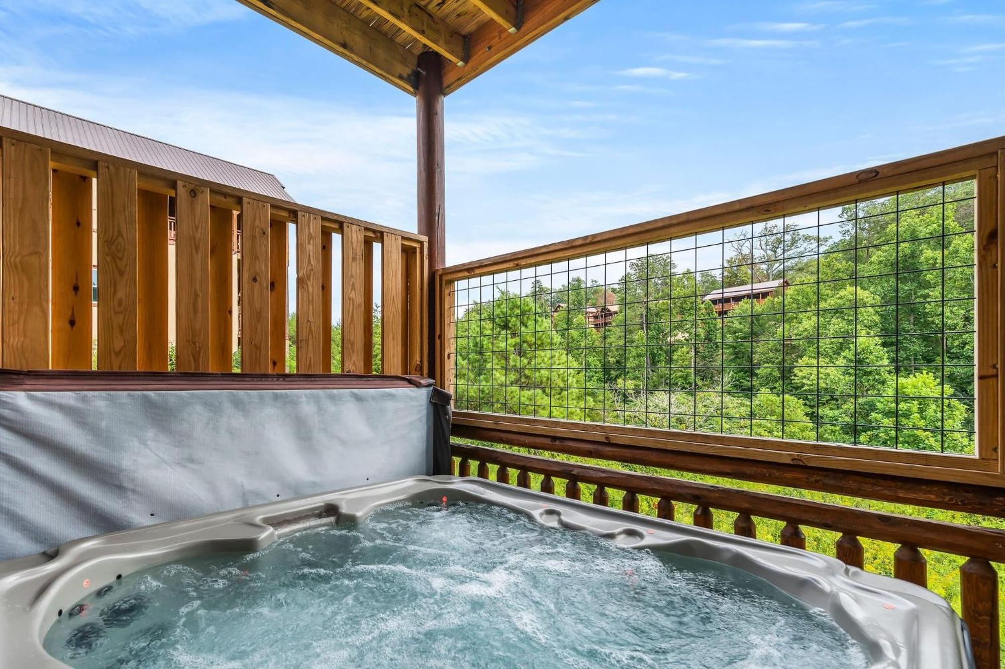 Smokey'S Paradise By Avantstay Sleeps 22 Pool Sevierville Eksteriør billede